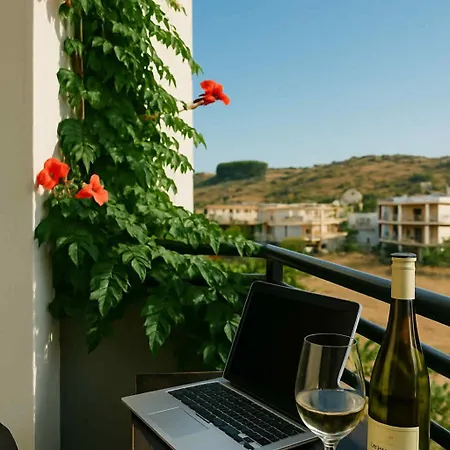 Attalos Apartament *